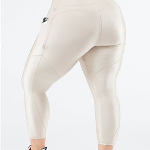 🚫SOLD🚫 Oasis High-Waisted Shine 7/8 Legging- Grey Mist Shine